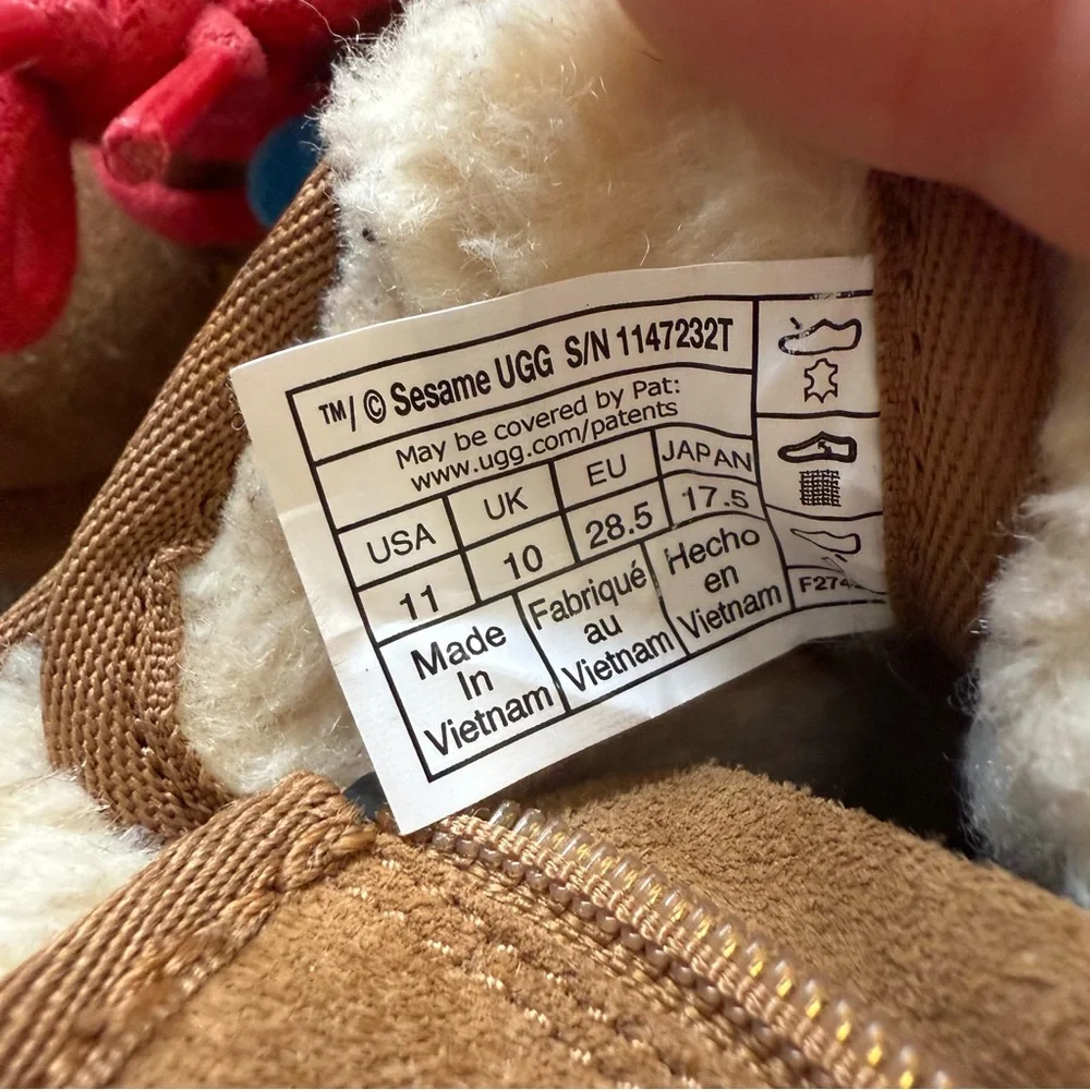 UGG rare adorable